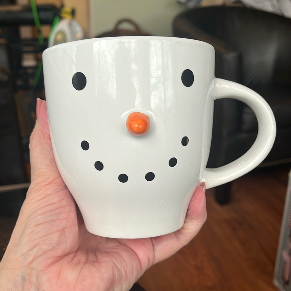 Royal Norfolk Greenbrier International White Large Snowman Mug.  Great Condition